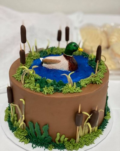 Photo post from marquettescakestudio.