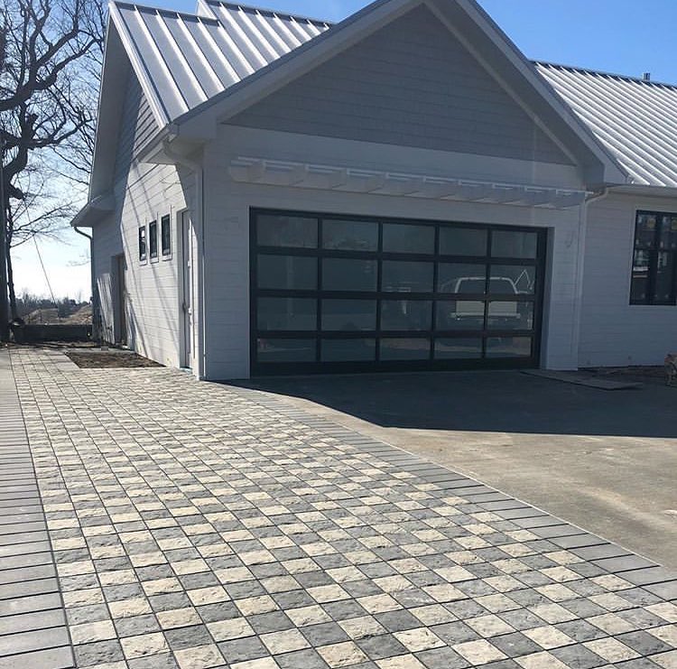 Photo post from techobloc.