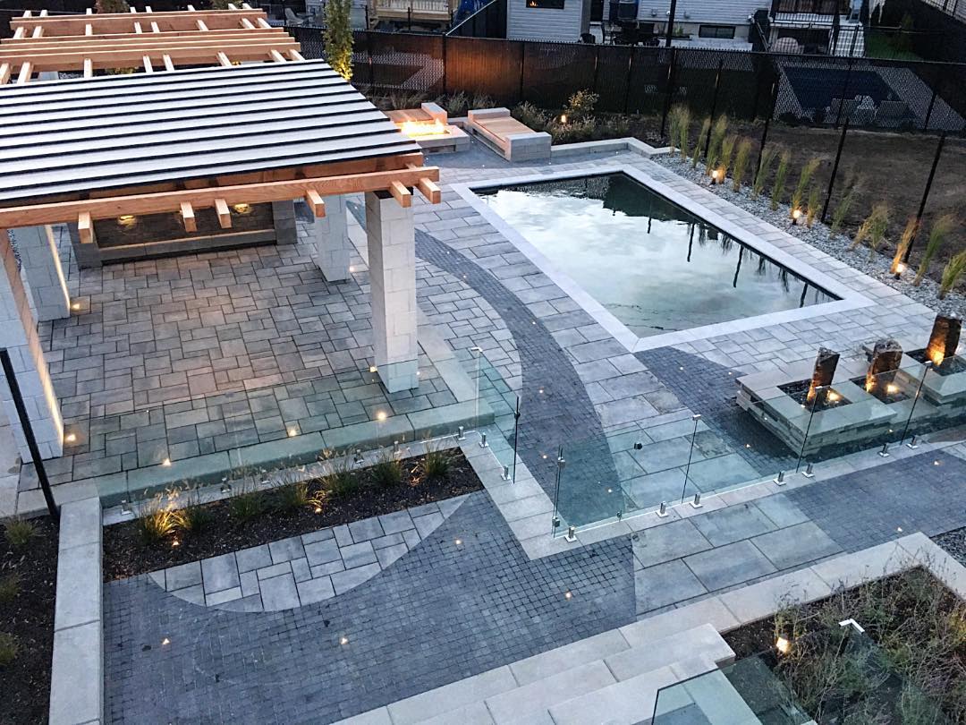 Photo post from techobloc.