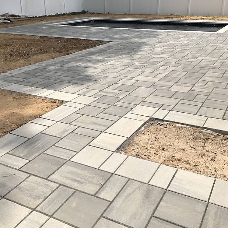 Carousel post from techobloc.