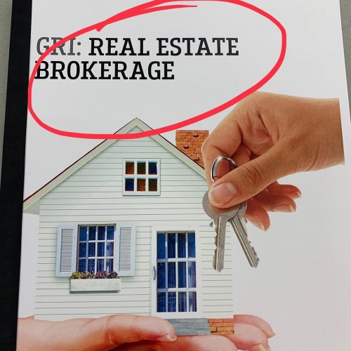 Photo post from kerisellsaustin.