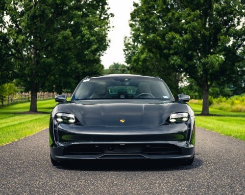 Carousel post from porschewarrington.