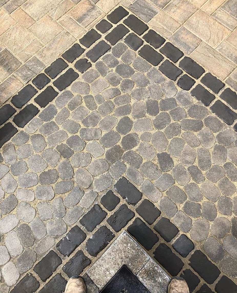 Photo post from techobloc.