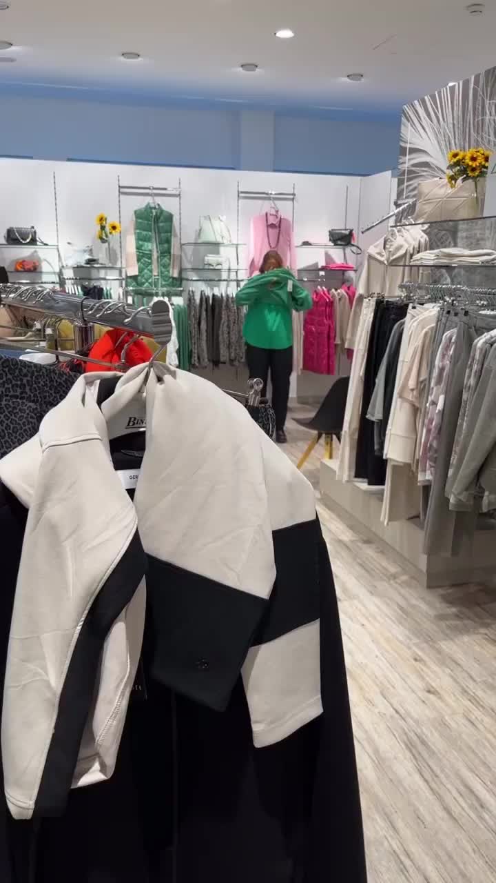 Video post from modehausbinder.