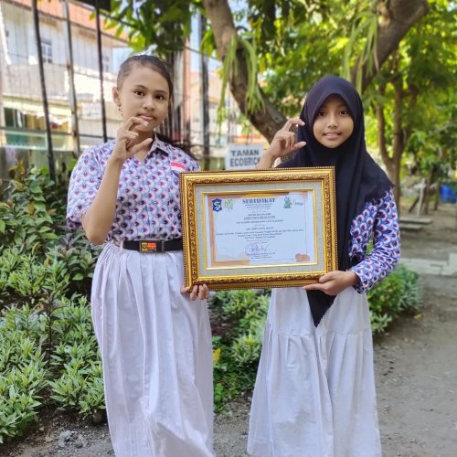 PostPhoto