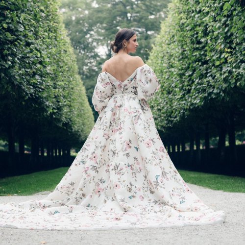 Photo post from lelitebridal.