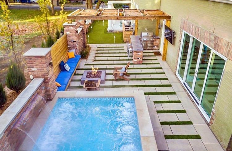 Photo post from techobloc.