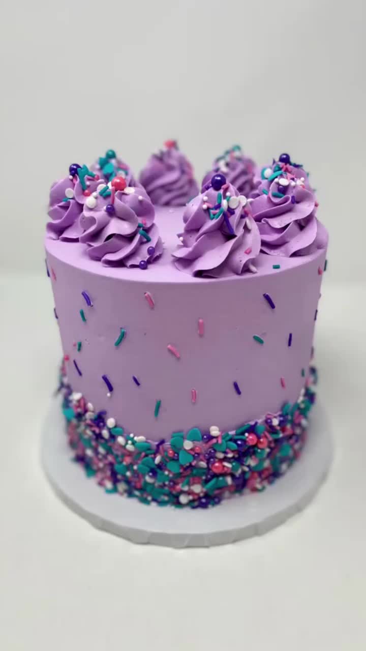 Video post from famous_creations_catering.