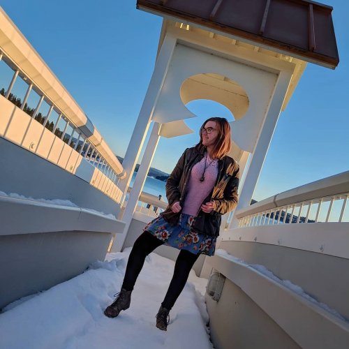 Carousel post from storybehindthecloth.