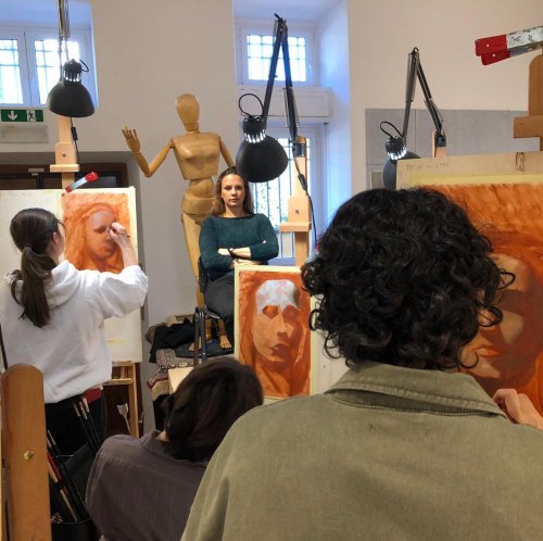 Carousel post from aur_arts.