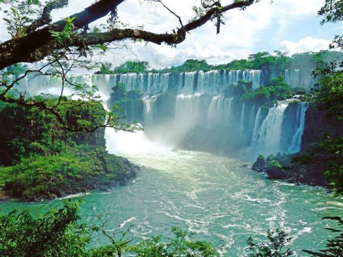 Photo post from taucktravel.