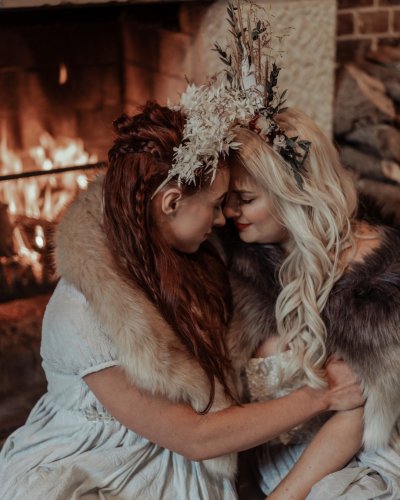 Photo post from prettyandpunkweddings.