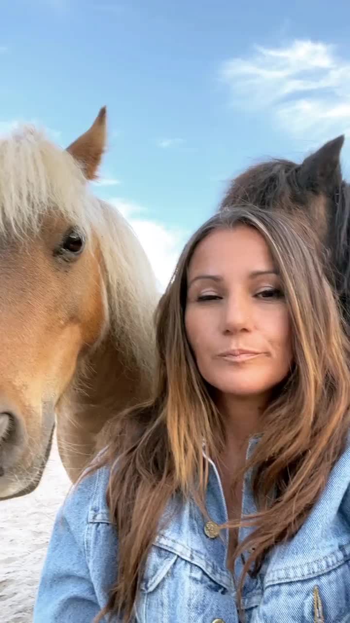 Video post from __amber_lydic__.