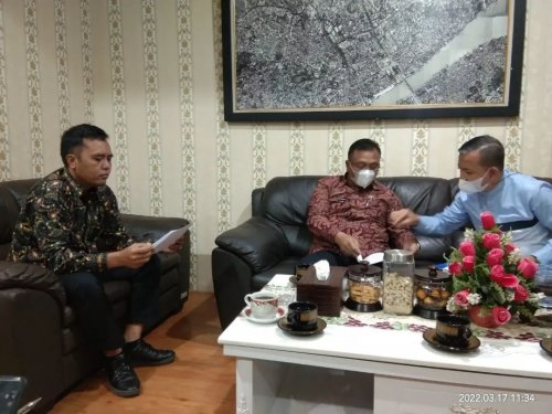 PostPhoto