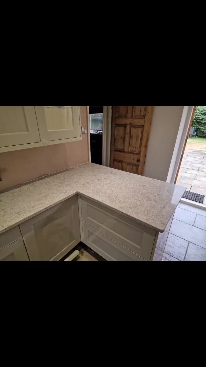 Video post from ellocoworktops.