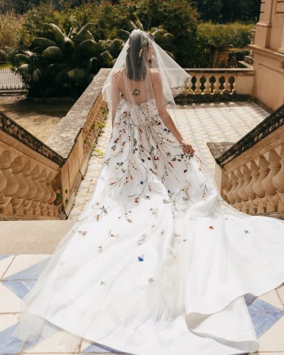 Photo post from lelitebridal.