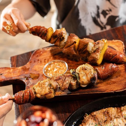 Carousel post from morogrill.