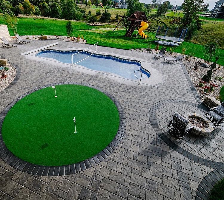 Photo post from techobloc.