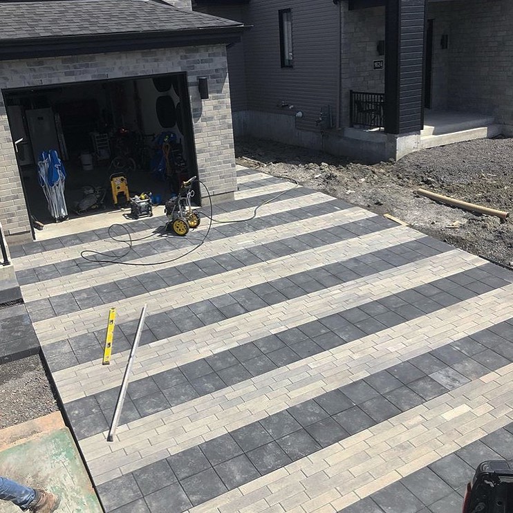 Photo post from techobloc.