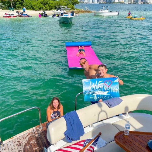 Photo post from vistayachts.