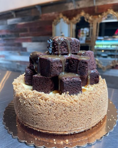 Photo post from famous_creations_catering.