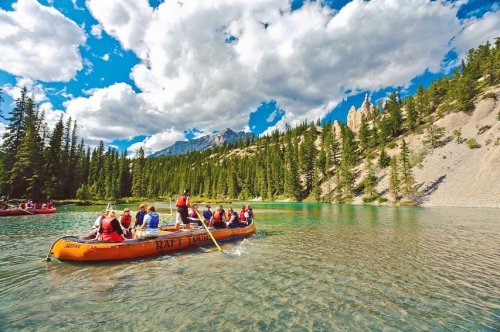 Carousel post from taucktravel.