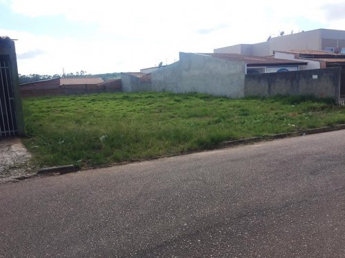 Carousel post from imobiliariammocelin.