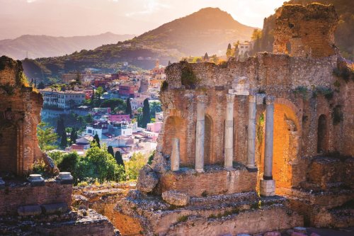 Photo post from taucktravel.