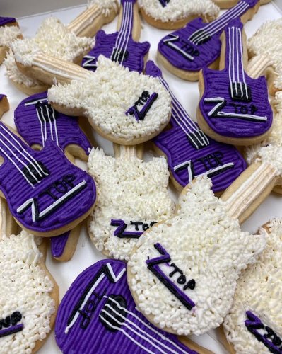 Photo post from marquettescakestudio.