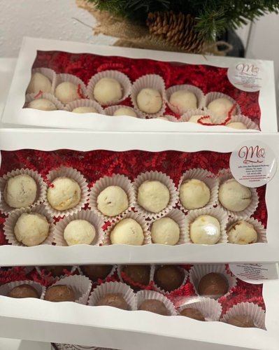 Photo post from marquettescakestudio.