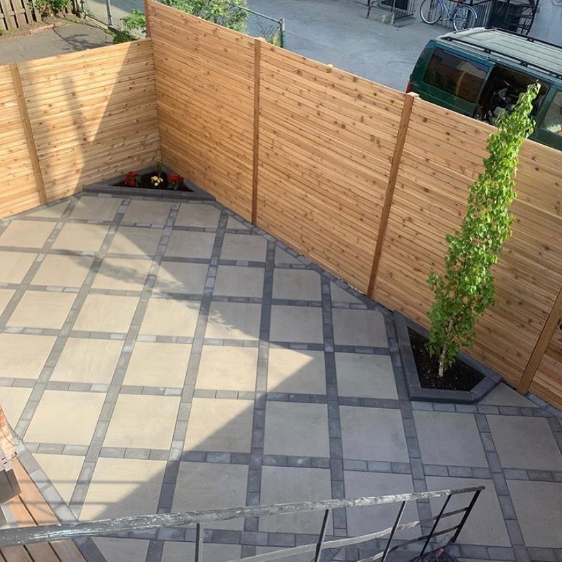 Photo post from techobloc.