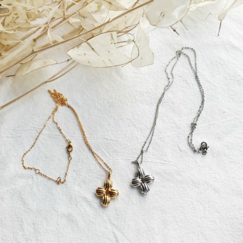 Carousel post from blingtw.