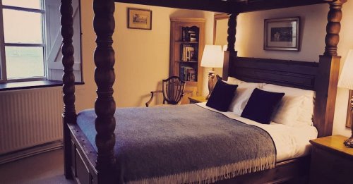 Photo post from westusklighthouse.