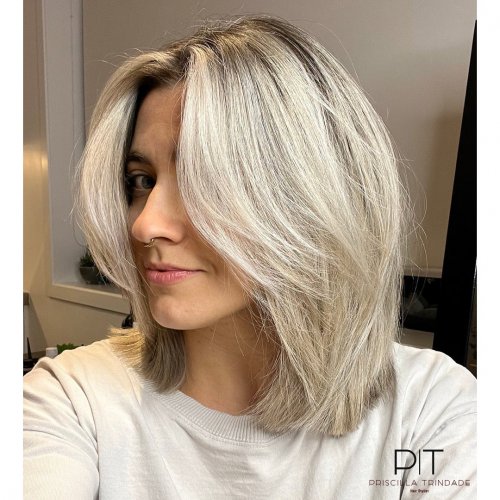 Carousel post from trindadehairstylist.