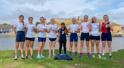 Carousel post from queensboatclub.