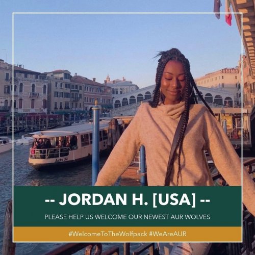 Carousel post from aurrome.