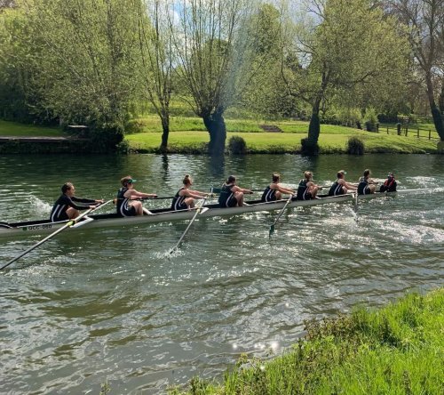 Carousel post from queensboatclub.