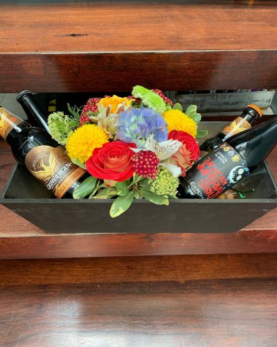 Carousel post from la_gifteria.