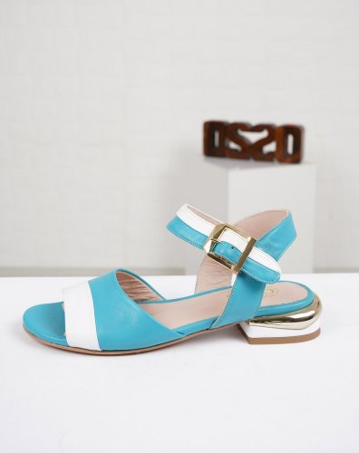 Carousel post from ossoshoes.