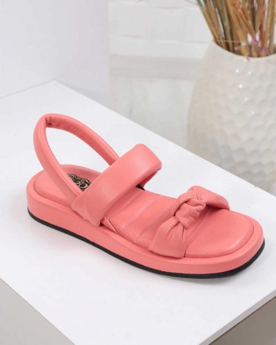 Carousel post from ossoshoes.