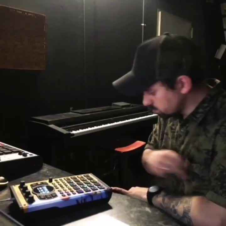 Video post from owae.ga.