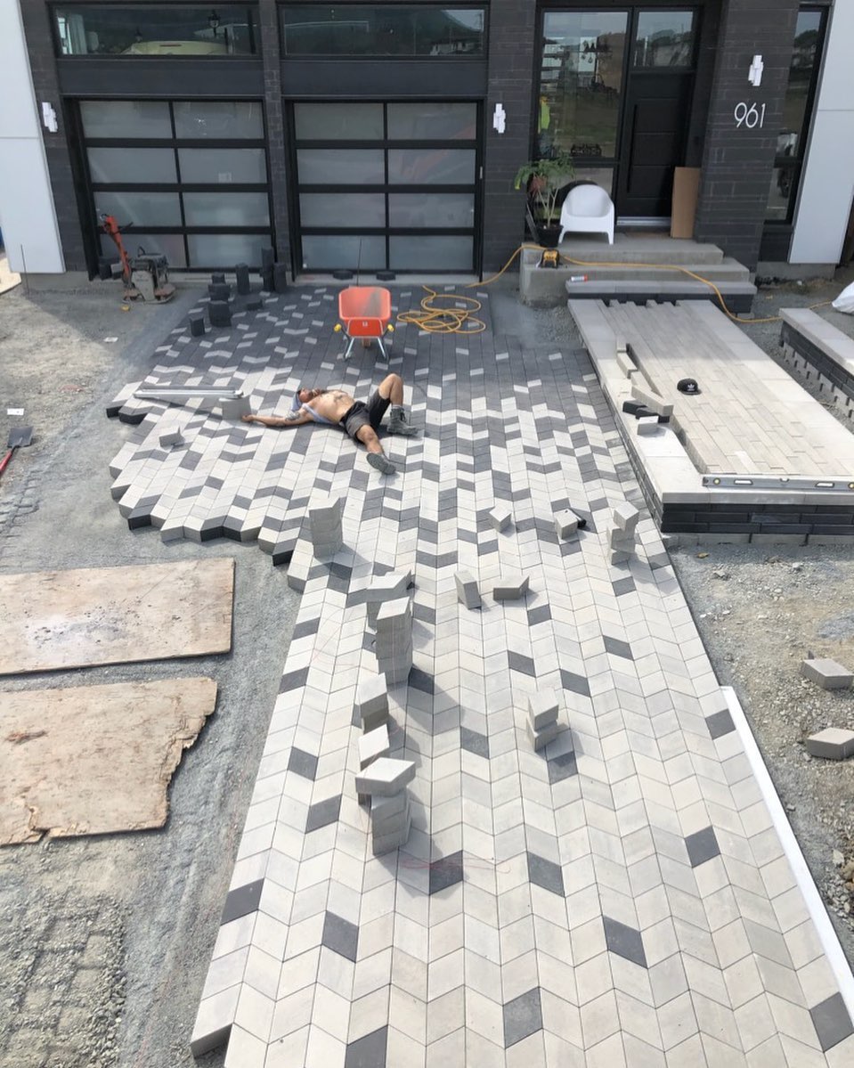 Photo post from techobloc.