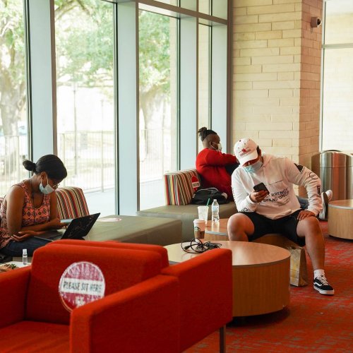 Photo post from uhhousing.