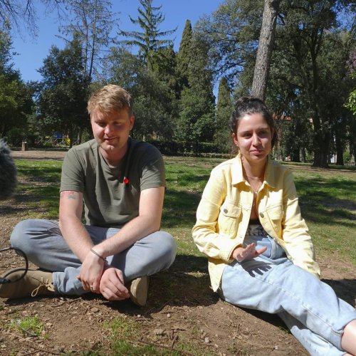 Carousel post from aurrome.