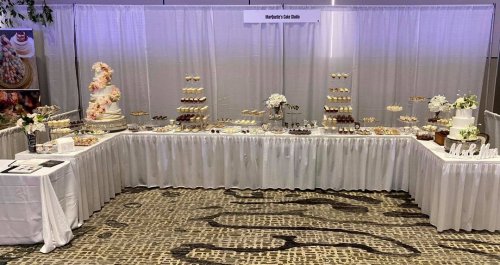 Carousel post from marquettescakestudio.