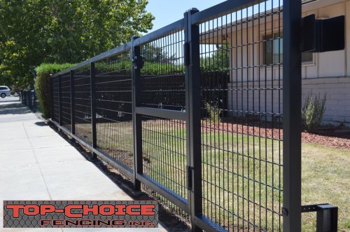 Carousel post from topchoicefencing.