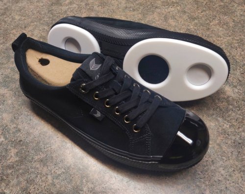 Photo post from craigscurlingshoes.