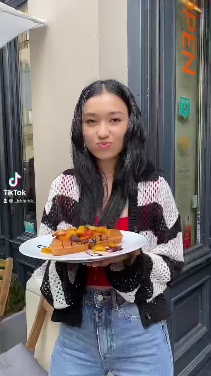 Video post from coffeeandwafflescz.