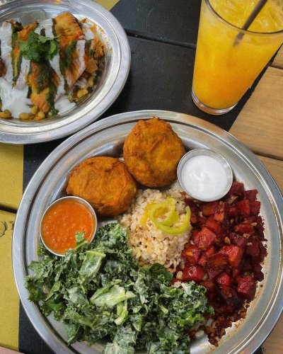 Photo post from flavormoth.