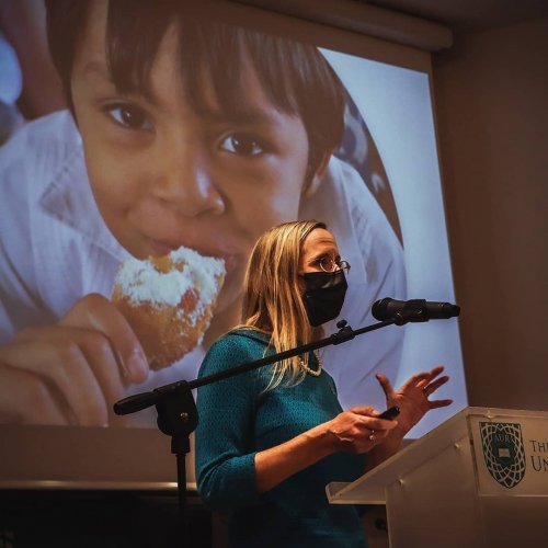 Carousel post from aurrome.